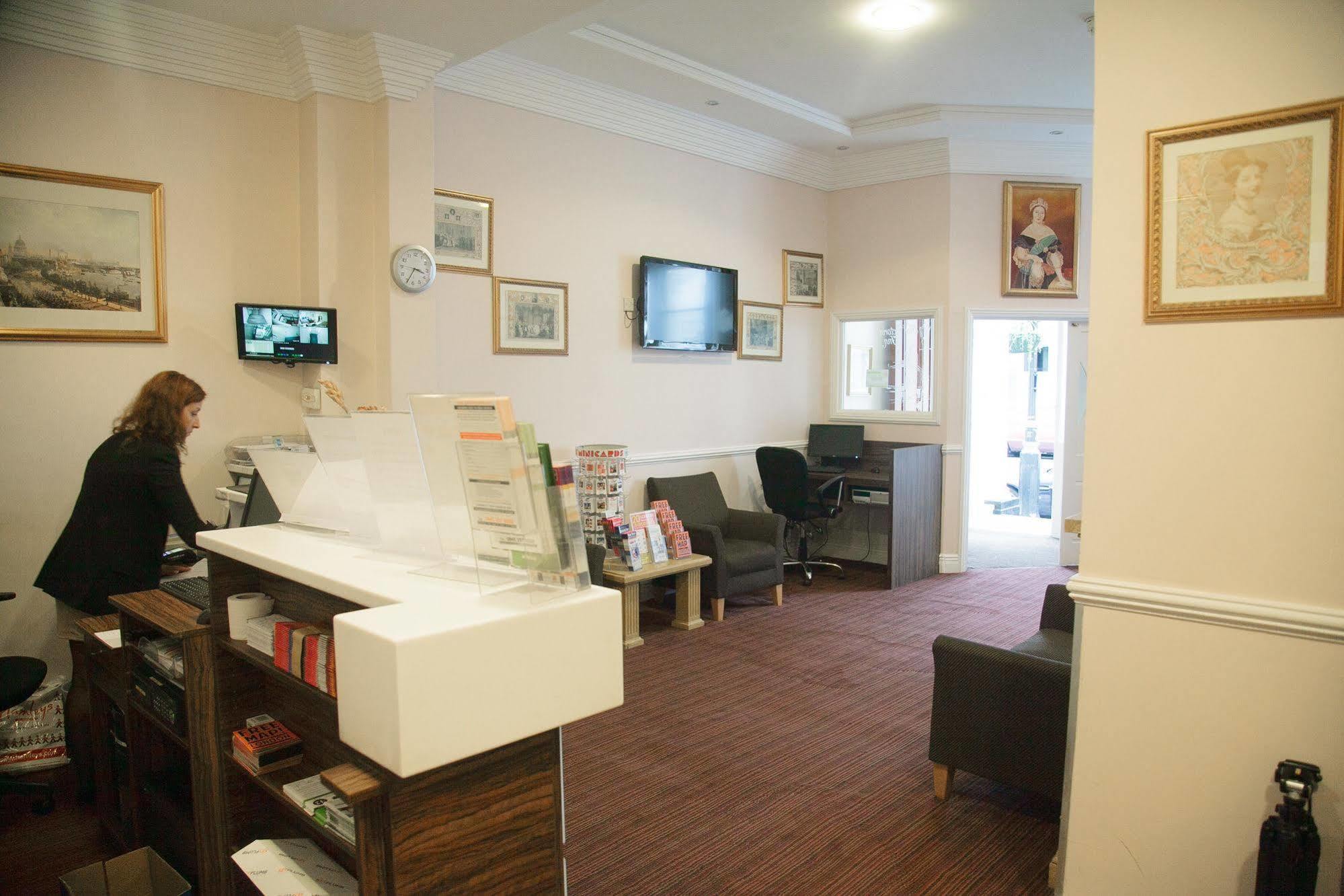 Victoria Inn Londra Dış mekan fotoğraf